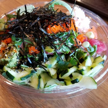 Poki Star - Large half rice half salad with salmon and tuna - Hawaiian Near Me - Huntington Beach, California Poki Star - Large half rice half salad with salmon and tuna - Hawaiian Near Me - Huntington Beach, California