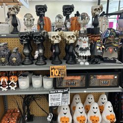 Big Lots - Halloween