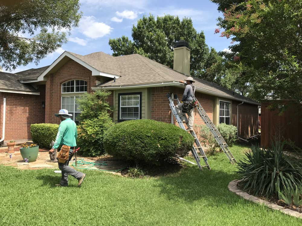 Slide of Longhorn Construction