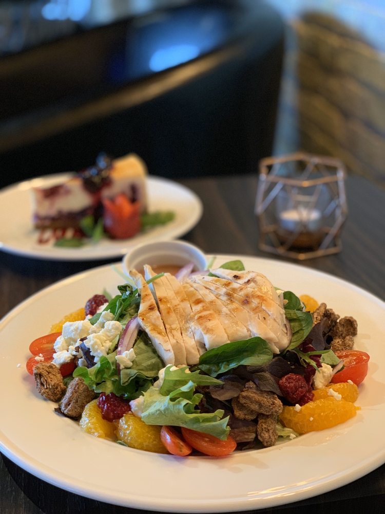 WATERFRONT WINE BAR 125 Photos & 34 Reviews 2 N 8th St, Manitowoc