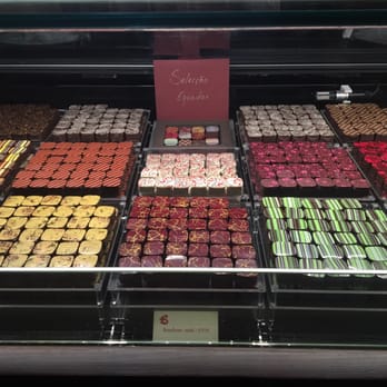Chocolataria Equador - €1 each - Desserts Near Me - Lisbon, 11