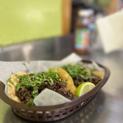 Carniceria Maribel - Tacos de asada