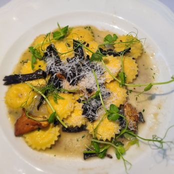 Lyla Lila - Corn & goat cheese raviolini - Italian Near Me - Atlanta, Georgia Lyla Lila - Corn & goat cheese raviolini - Italian Near Me - Atlanta, Georgia