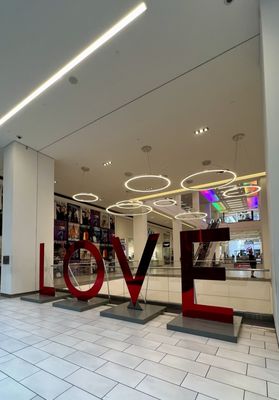 Fashion District Philadelphia by null