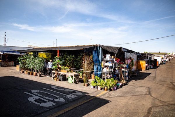 Denio's Farmers Market & Swap Meet by null