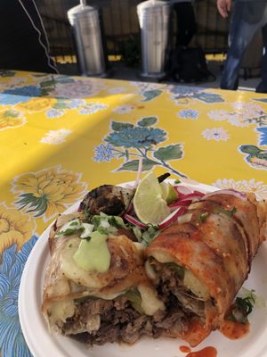 Tacos Mama Cuca by null