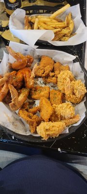 Good Vibes Lounge by null