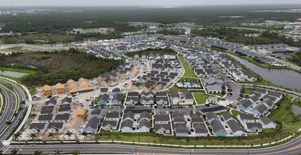 Slide of Febres Roofing