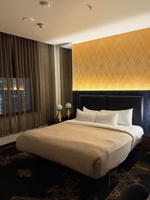 W Minneapolis - The Foshay by null