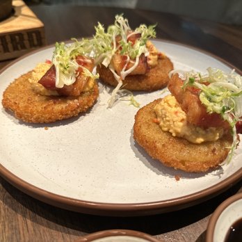 Yardbird - Fried Green Tomato BLT - New American Near Me - Washington, DC, District of Columbia