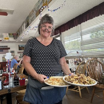 Jeremy's Coffee Shop - Our charming waitress Kelly! - Breakfast & Brunch Near Me - La Crescenta, California Jeremy's Coffee Shop - Our charming waitress Kelly! - Breakfast & Brunch Near Me - La Crescenta, California