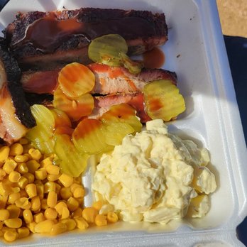 BBQLIFE - Pork ribs, potato salad, corn - Barbeque Near Me - San Antonio, Texas BBQLIFE - Pork ribs, potato salad, corn - Barbeque Near Me - San Antonio, Texas