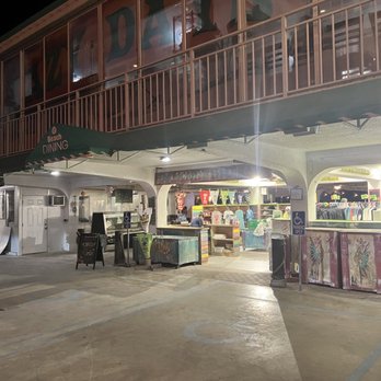 Lazy Days Restaurant - Outside Shop - Seafood Near Me - Islamorada, Florida