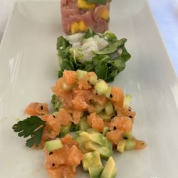 Salmon and avocado tartar = heavenly