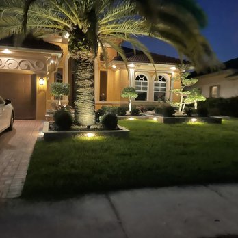 Total Garden Landscaping - Front landscaping - Landscaping Near Me - Pembroke Pines, Florida Total Garden Landscaping - Front landscaping - Landscaping Near Me - Pembroke Pines, Florida