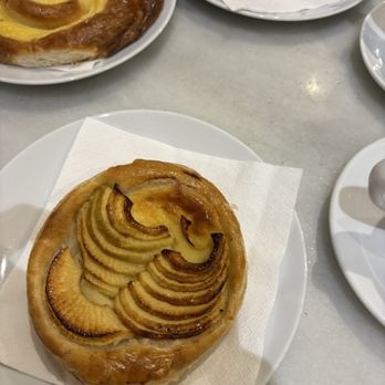 Boheme - Pastries - Coffee & Tea Near Me - Barcelona, B Boheme - Pastries - Coffee & Tea Near Me - Barcelona, B