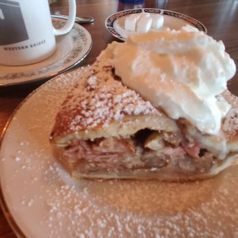 Harry's Beach House - Apple pie - Breakfast & Brunch Near Me - Seattle, Washington