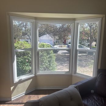 Hometime Windows & Doors - Bay window - Windows Installation Near Me - Upland, California Hometime Windows & Doors - Bay window - Windows Installation Near Me - Upland, California