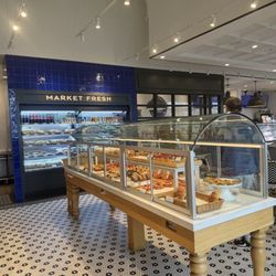 Paris Baguette - Pasties