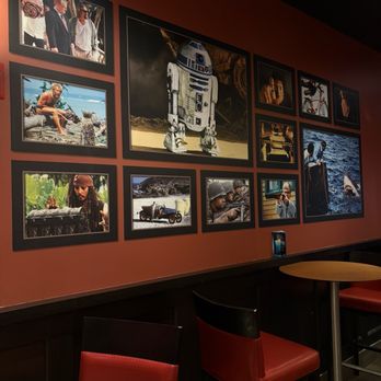 AMC Arapahoe Crossing 16 - Cinema Near Me - Aurora, Colorado