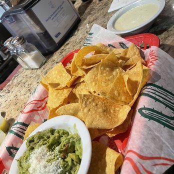 Mi Gente Taqueria - Jalapeño queso and guacamole - Latin American Near Me - Destin, Florida Mi Gente Taqueria - Jalapeño queso and guacamole - Latin American Near Me - Destin, Florida