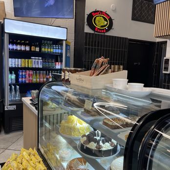 Cloud 9 Deli - Inside - Delis Near Me - San Diego, California