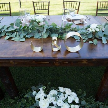 Little Grey Events - Head table swag - Wedding Planning Near Me