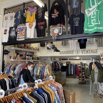 Harbors Vintage - Used, Vintage & Consignment Near Me - Honolulu, Hawaii