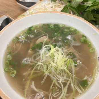 Pho Bar Express - Pho with eye round and brisket - Vietnamese Near Me - Dorchester, Massachusetts
