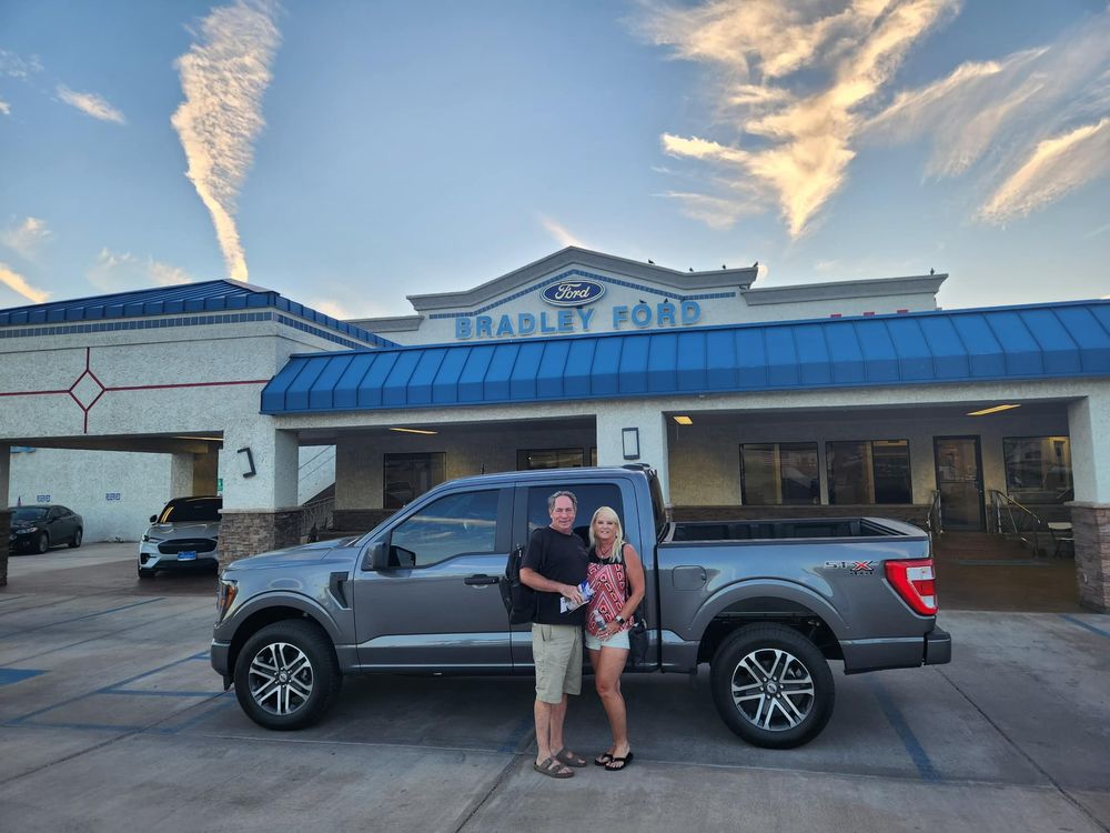 BRADLEY FORD Updated September 2024 33 Photos & 76 Reviews 1690