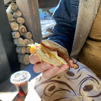 97 Rock House - Breakfast sammie - Coffee & Tea Near Me - Peshastin, Washington