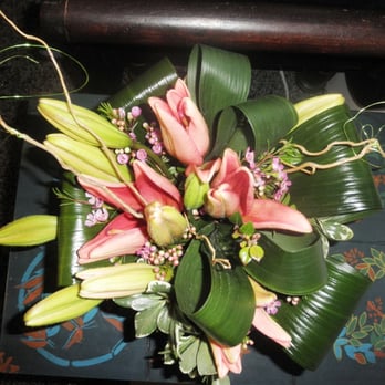 Twiggs Floral Design Gallery - Florists Near Me - Sacramento, California Twiggs Floral Design Gallery - Florists Near Me - Sacramento, California