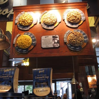 Garrett Popcorn Shops - flavors/variety of popcorn - Popcorn Shops Near Me - Chicago, Illinois