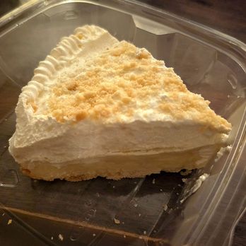 MamaBear's Market - Banana cream pie - American Near Me - Owensville, Ohio MamaBear's Market - Banana cream pie - American Near Me - Owensville, Ohio