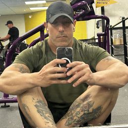 The stretching area is massive ton of area to do your workouts The stretching area is massive ton of area to do your workouts