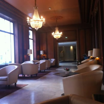 Hôtel Saint-James & Albany - Lobby -  sitting area - Hotels Near Me - Paris, 75