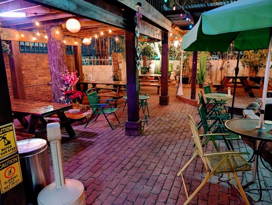 San Vuon Cafe by null