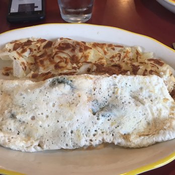 Early Bird Cafe - Special omelet with potatoes - Cafes Near Me - Keego Harbor, Michigan