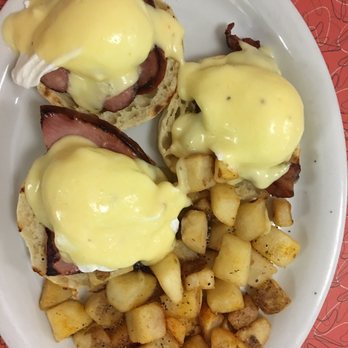Lucy's Eastside Diner - Diners Near Me - Vancouver, British Columbia Lucy's Eastside Diner - Diners Near Me - Vancouver, British Columbia