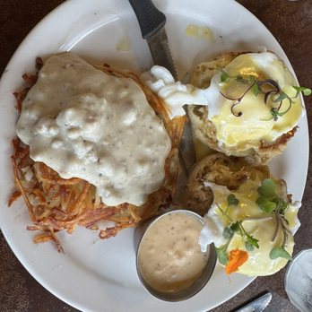 The Barn - Crab cake eggs Benedict - Coffee & Tea Near Me - St. Louis, Missouri The Barn - Crab cake eggs Benedict - Coffee & Tea Near Me - St. Louis, Missouri