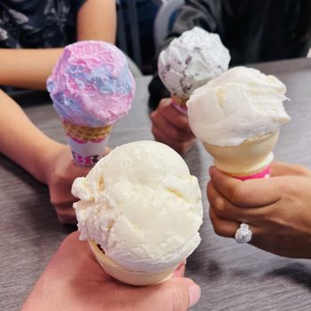 Baskin-Robbins - Ice Cream & Frozen Yogurt Near Me - Bakersfield, California Baskin-Robbins - Ice Cream & Frozen Yogurt Near Me - Bakersfield, California