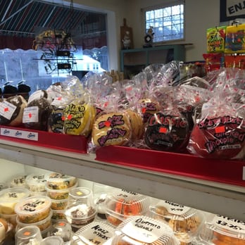 Eddie's Variety - Locally made treats and entrees YUM - Grocery Near Me - Portland, Maine Eddie's Variety - Locally made treats and entrees YUM - Grocery Near Me - Portland, Maine