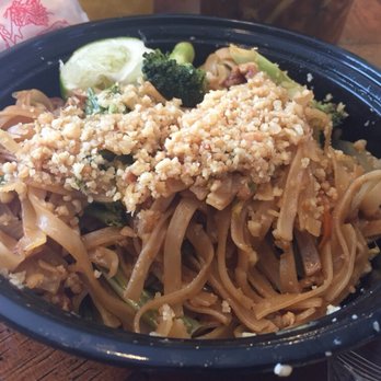 Shanghai Bistro - Vegetable Pad Thai delivery minus two helpings I'd already consumed from this seemingly bottomless container! - Chinese Near Me - Lexington, Kentucky Shanghai Bistro - Vegetable Pad Thai delivery minus two helpings I'd already consumed from this seemingly bottomless container! - Chinese Near Me - Lexington, Kentucky