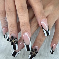 Golden Nails Spa - Golden nails by Lynh