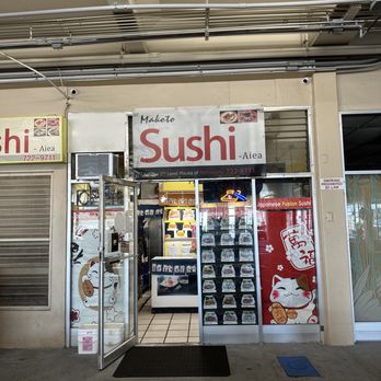 Makoto Sushi - Sushi Bars Near Me - Aiea, Hawaii Makoto Sushi - Sushi Bars Near Me - Aiea, Hawaii