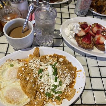 Montclair Egg Shop - Chilaquiles and French toast - Breakfast & Brunch Near Me - Oakland, California