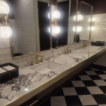 Maggiano's Little Italy - Clean restroom - Italian Near Me - Costa Mesa, California Maggiano's Little Italy - Clean restroom - Italian Near Me - Costa Mesa, California