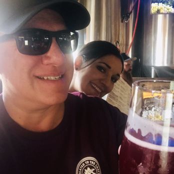 Arizona Wilderness Brewing - Who's the creeper behind me? - Breweries Near Me - Gilbert, Arizona