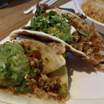 Yard House - Vampire Taco - New American Near Me - Burlington, Massachusetts