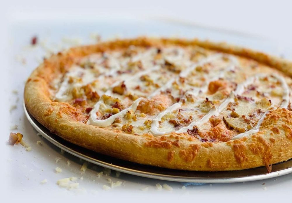 Hangar 54 Pizza Logo